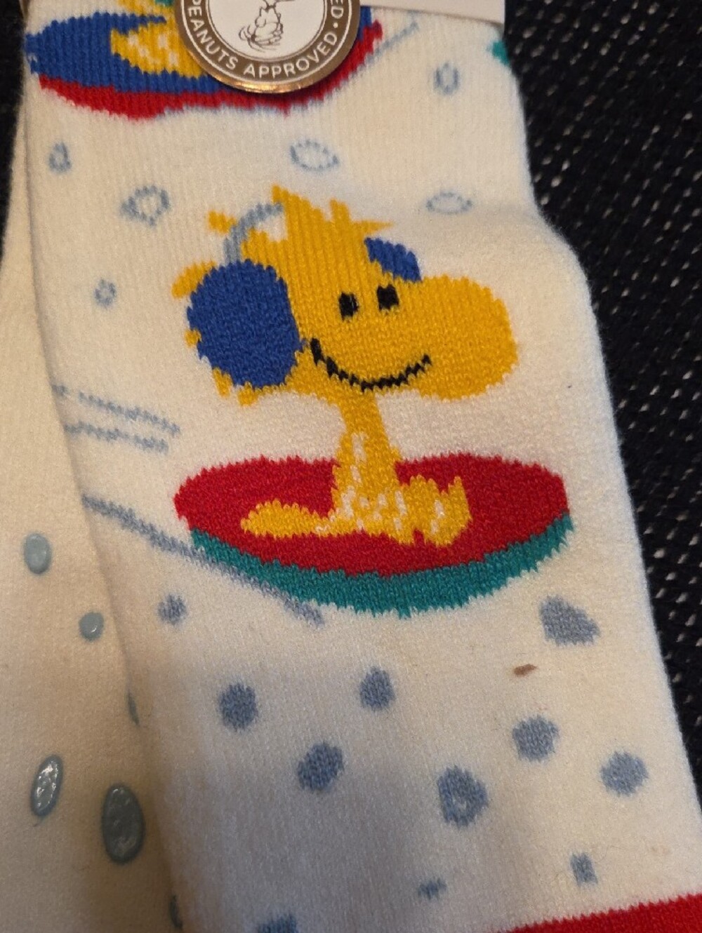 Peanuts NWT Crew Socks with Woodstock Sledding - Picture 3 of 5
